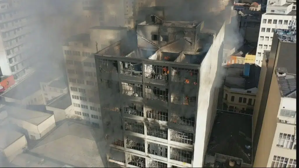 edifício 25 de Março SP