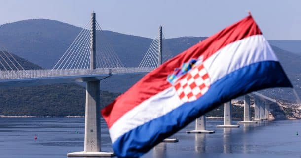 ponte chinesa na croácia