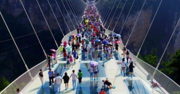 Story cropped-zhangjiajie-grand-canyon-glass-bridge-haim-dotan_dezeen_2364_col_2-1704x1272-1-1024x764-1.jpg