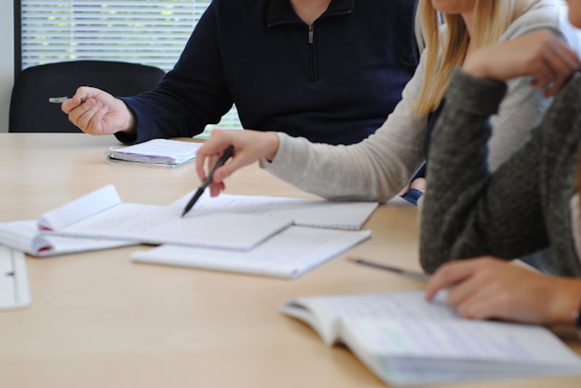 Trabalhos acadêmicos: qual a diferença entre monografia, dissertação e tese? trabalhos acadêmicos