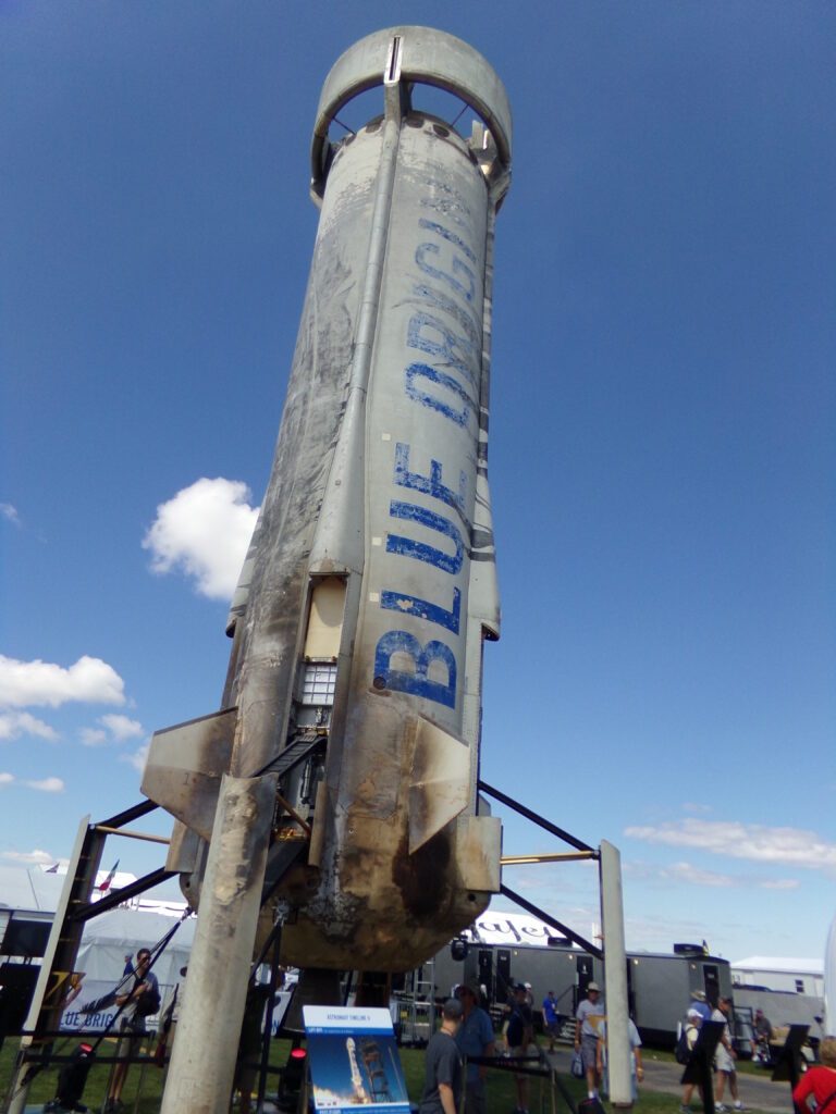 Mais um voo espacial tripulado da Blue Origin realizado com sucesso Blue Origin