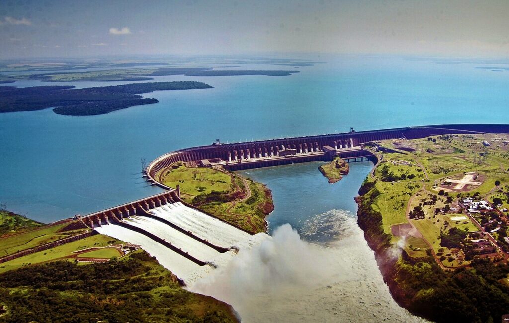 centrais de hidrelétricas subterrâneas do Brasil