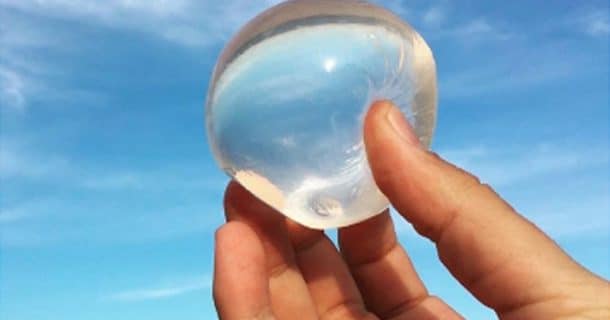 cápsula bolha água biodegradável
