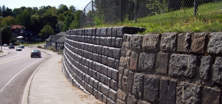 engenharia para contenção de encostas