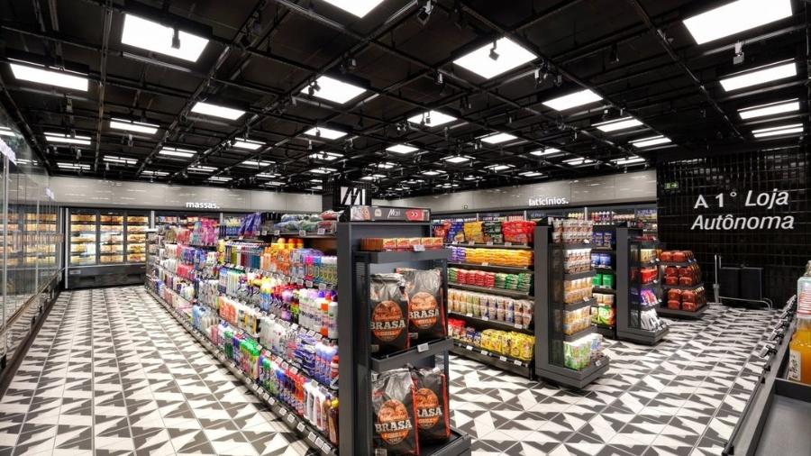 supermercado autônomo Paraná Brasil