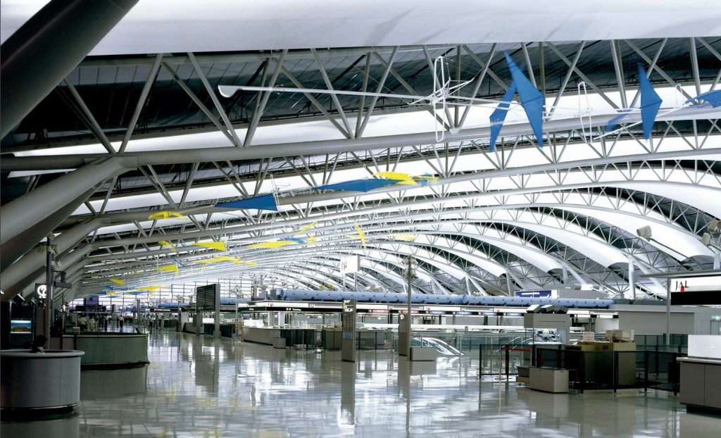 primeiro Aeroporto Construído em cima do Mar