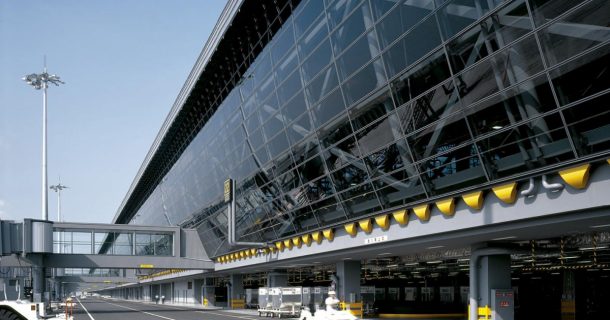 primeiro Aeroporto Construído em cima do Mar