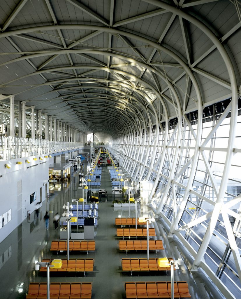 primeiro Aeroporto Construído em cima do Mar
