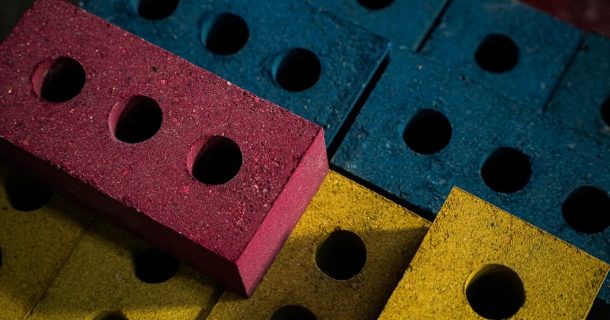 Transformando entulho em recursos, conheça o tijolo mais sustentável do mundo