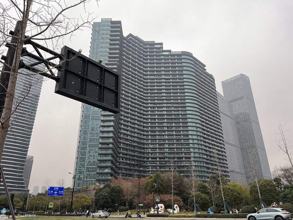 Inacreditável Hangzhou: O Colossal Prédio Residencial que Abriga 20 Mil Pessoas prédio residencial Hangzhou