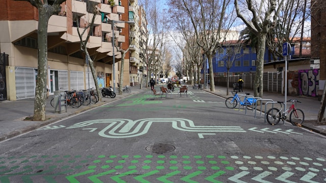 O que é Urbanismo Tático que Transforma Ruas em Espaços de Convívio? urbanismo tático