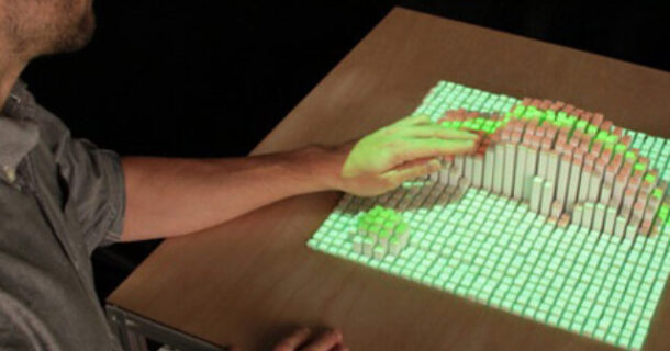 inFORM - Dynamic Shape Display