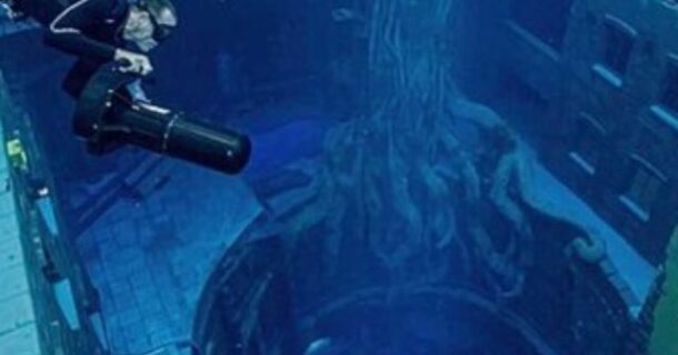 engenharia da piscina mais profunda do mundo