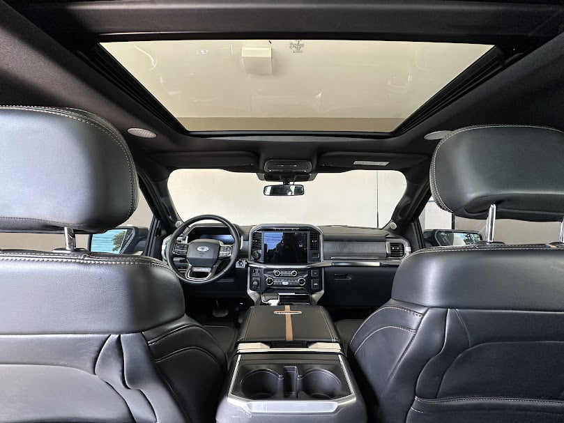 Ford F-150 Platinum: Luxo, Tecnologia e Desempenho Imbatíveis Ford F-150 Platinum