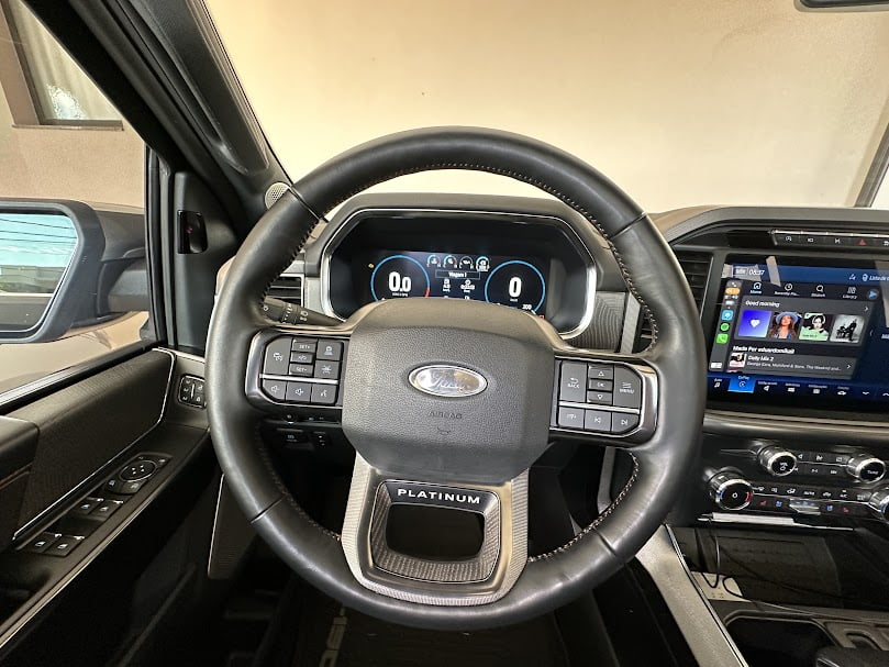 Ford F-150 Platinum: Luxo, Tecnologia e Desempenho Imbatíveis Ford F-150 Platinum