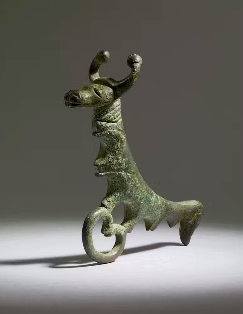 artefatos antigos - enigma de engenharia