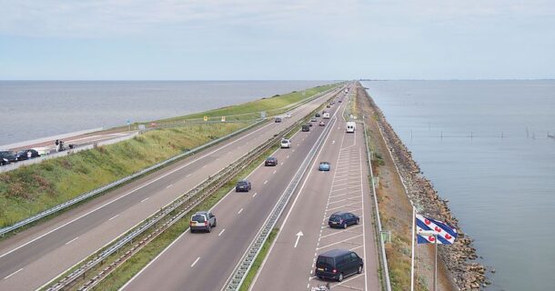 Soluções Inovadoras Adotadas por Cidades para Evitar Enchentes