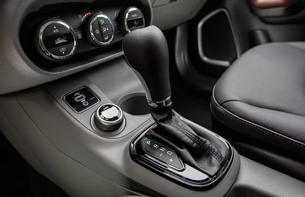 câmbio para troca de marchas