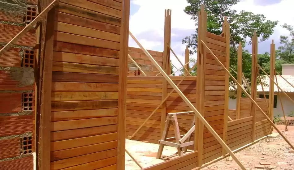 construção de casas de madeira pré-fabricada