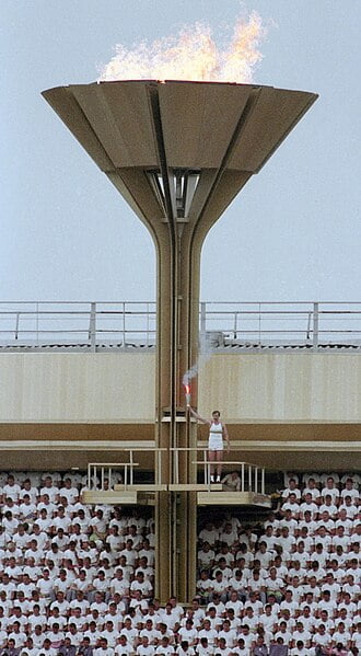 As Estruturas de Piras Olímpicas mais Bonitas em Jogos Mundiais estruturas de piras olímpicas