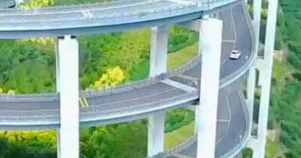 Taiwan Talong Mountain Highway