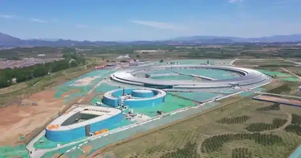 China cria mega fonte de luz UV para fabricar chips avançados luz ultravioleta extremo (UVE) e a fabricação de chips avançados