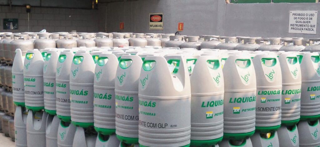 O Botijão de Gás de Fibra de Vidro da Petrobras: Que Fim Levou a Inovação que Sumiu do Brasil? botijão reciclável LEV