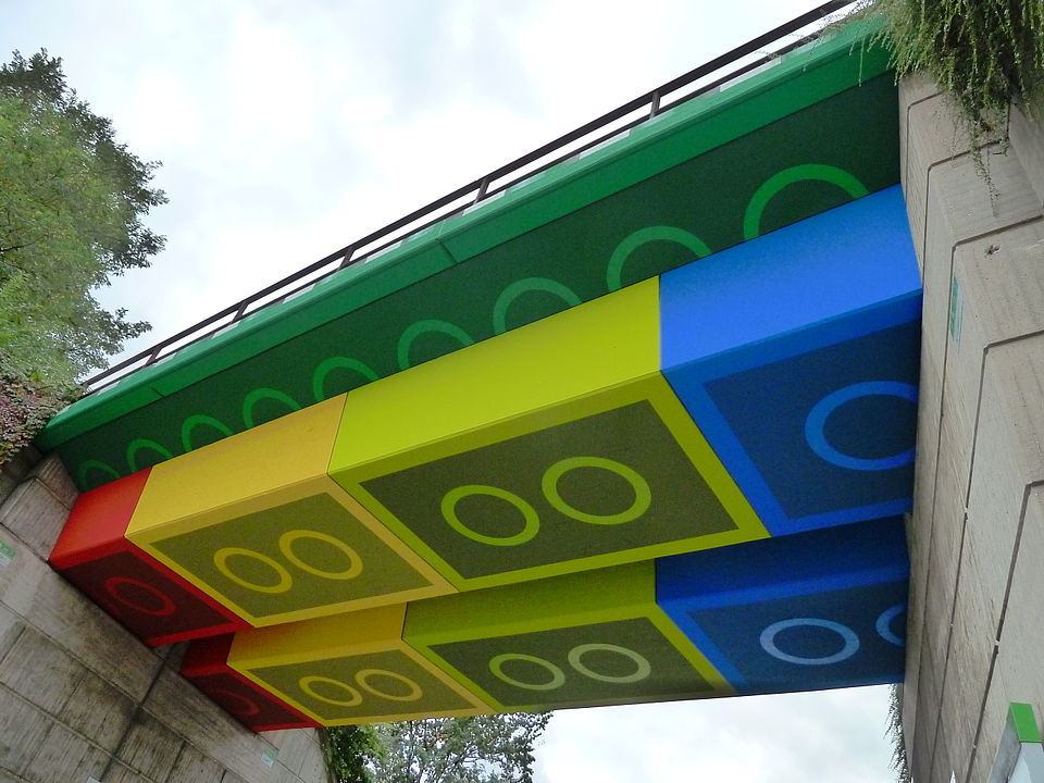 Essa ponte tipo LEGO é tão incrível que ninguém acredita que existe na Alemanha ponte LEGO Alemanha