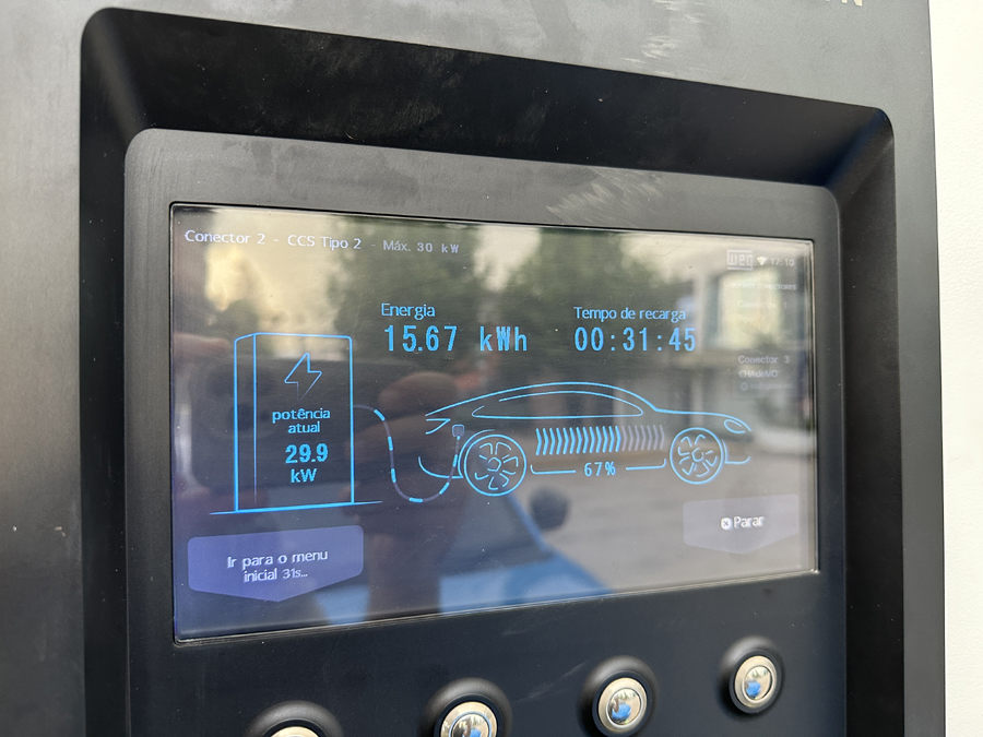 Conheça o Mustang Mach-E GT e descubra os destaques da engenharia, design e tecnologia deste SUV elétrico Mustang Mach-E GT