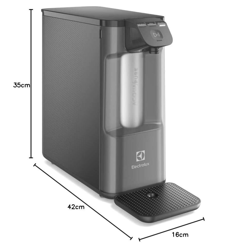 O gelo acabou? Veja por que um purificador de água pode salvar seu verão purificador de água eletrolux