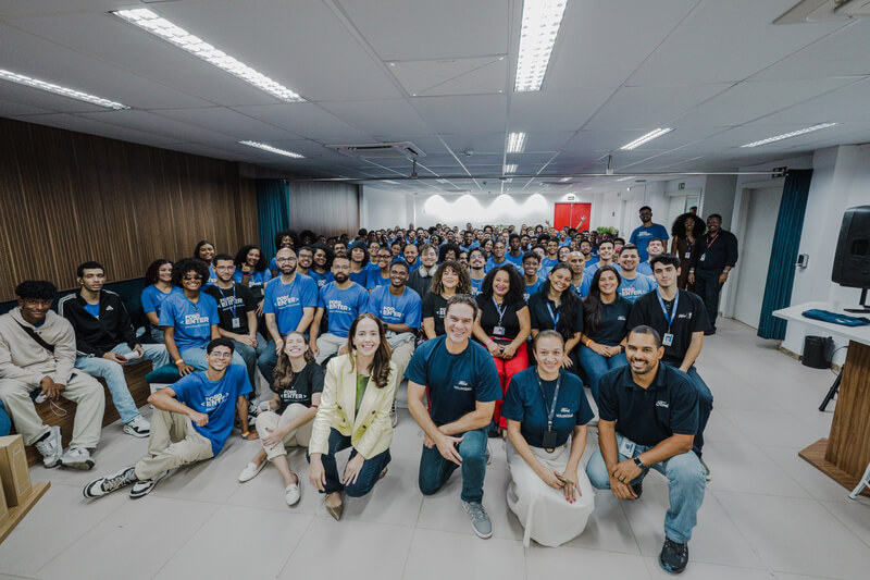 Ford abre 160 vagas em SP e BA para formação em tecnologia e programação em 2026 capacitação Ford