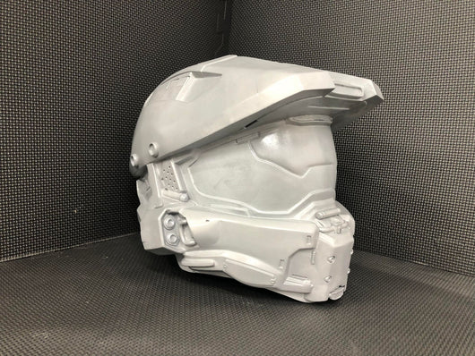 Conheça o capacete de halo que sobrevive até a tiros balísticos impact props