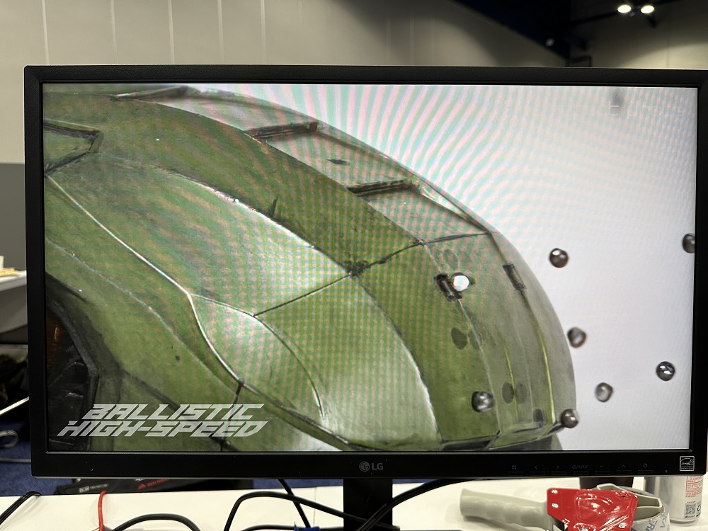 Conheça o capacete de halo que sobrevive até a tiros balísticos impact props