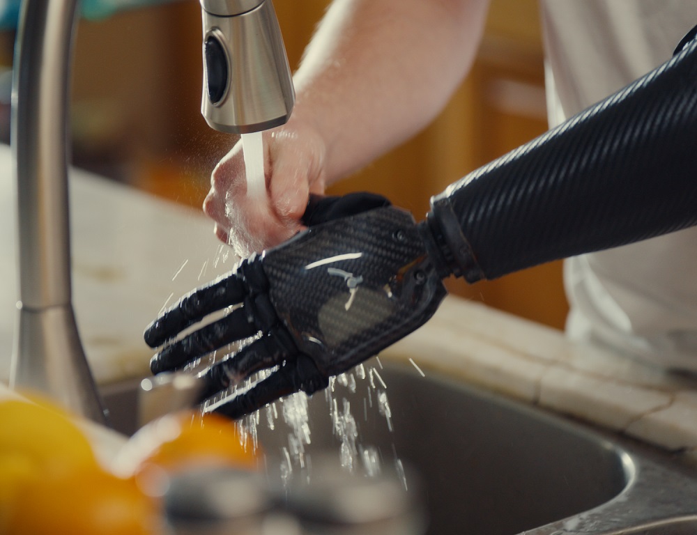 Confira a mão biônica que está deixando até os engenheiros da NASA de queixo caído mão biônica ability hand