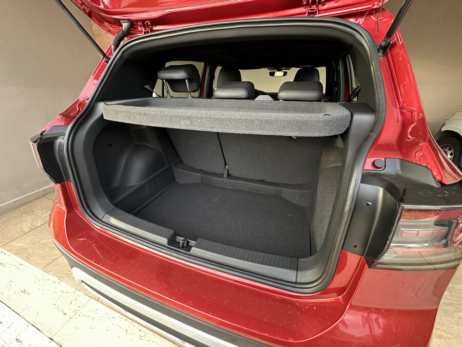 VW T-Cross 2026 Comfortline: SUV compacto que entrega engenharia madura sem abrir mão do pacote tecnológico VW T-Cross