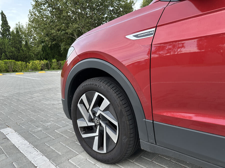 VW T-Cross 2026 Comfortline: SUV compacto que entrega engenharia madura sem abrir mão do pacote tecnológico VW T-Cross