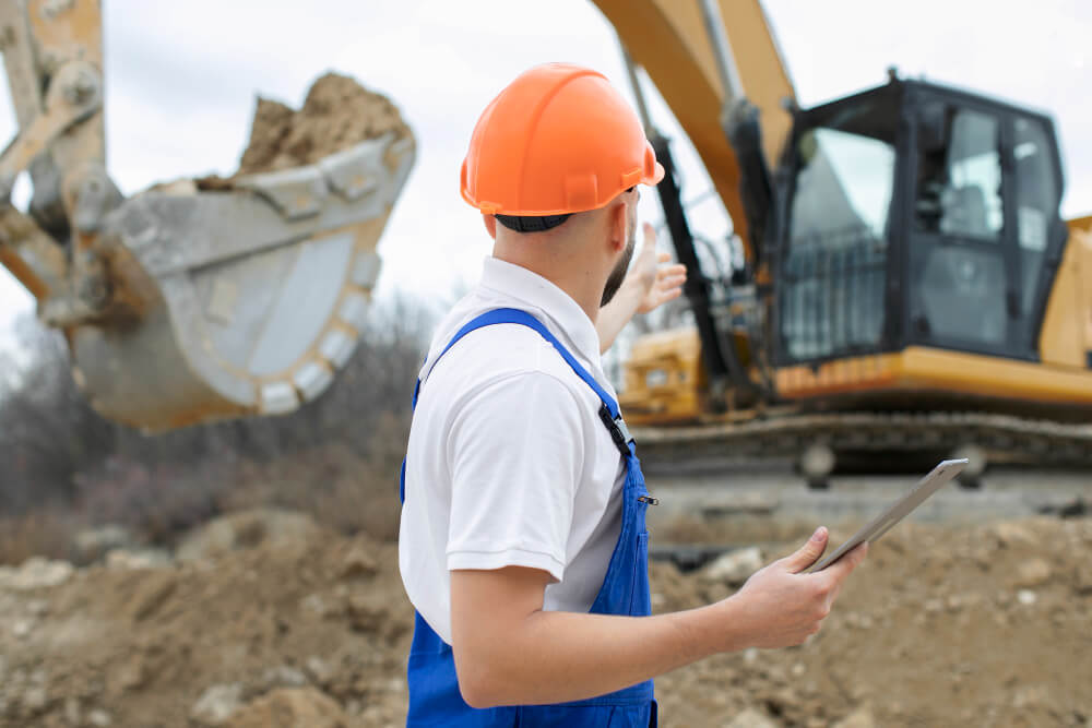 Entenda qual a importância da locação de equipamentos na construção civil no Brasil Locação de equipamentos na construção civil