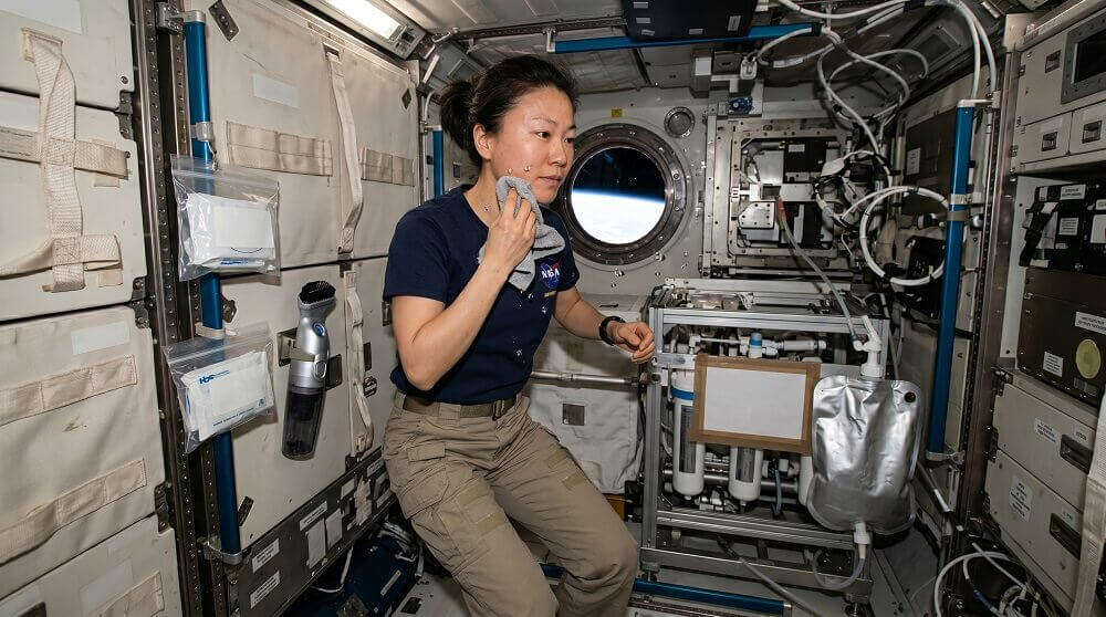 Como é viver no espaço? A rotina real dos astronautas pode te surpreender vida dos astronautas no espaço