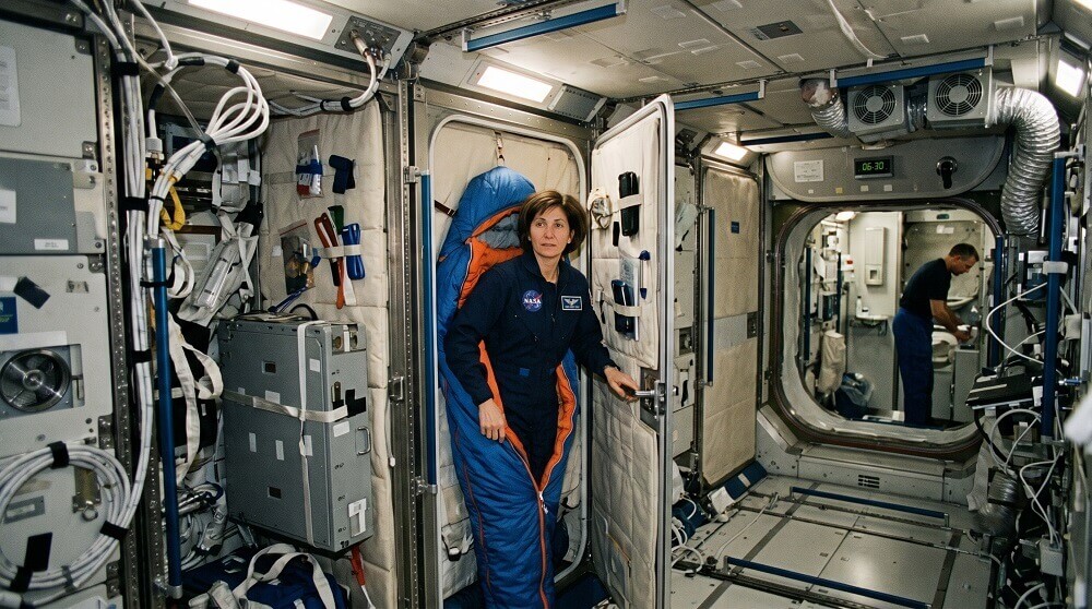 Como é viver no espaço? A rotina real dos astronautas pode te surpreender vida dos astronautas no espaço