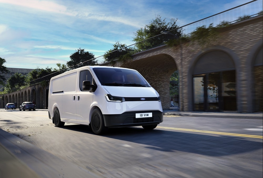 Ford lança van elétrica que promete zerar o custo de manutenção das frotas urbanas no Brasil ford transit city