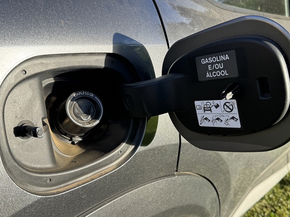 Novo Nissan Kicks 2026 encarou mudança, estrada e aeroporto e o resultado surpreendeu Novo Nissan Kicks 2026