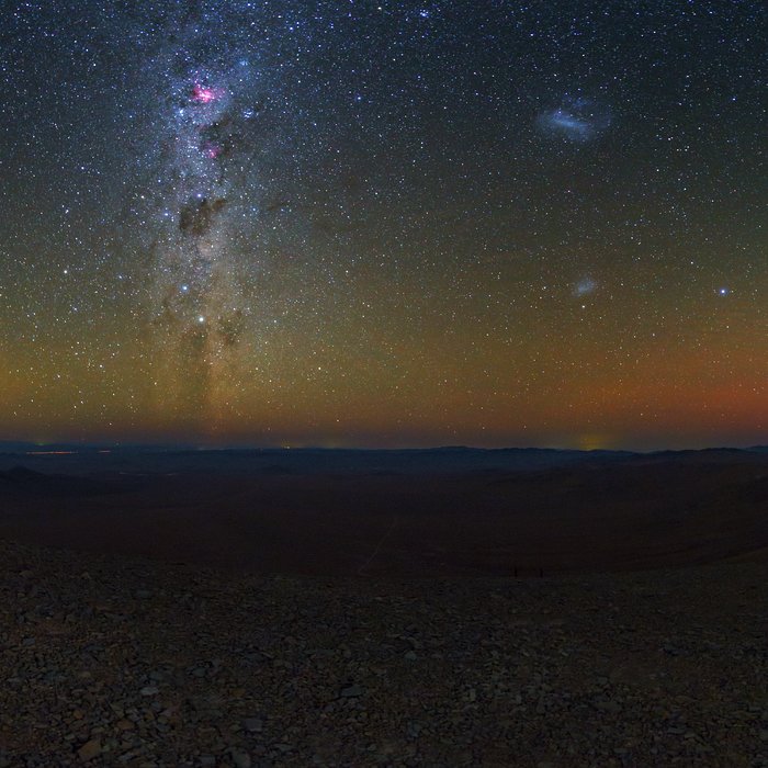 Imagem do Deserto do Atacama e do cÃ©u limpo, Ã  noite